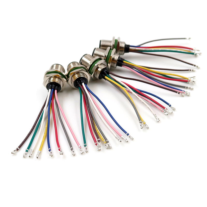 Hindi tinatagusan ng tubig na plug ng plug na may wire cable na pang -industriya na kable ng kable