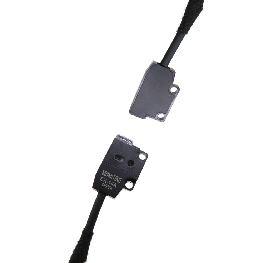  Фотоэлектрические датчики на пересечение луча с кабельной сборкой 